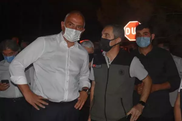 Son dakika haber | Marmaris'te incelemede bulunan Bakan Ersoy: Bu akşam itibarıyla rüzgar lehimize