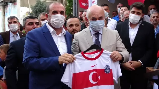 MHP Genel Sekreteri İsmet Büyükataman: Türkiye cumhuriyeti devleti büyüktür, bu millet necip bir millettir, dün olduğu gibi en yoksul zamanında en...