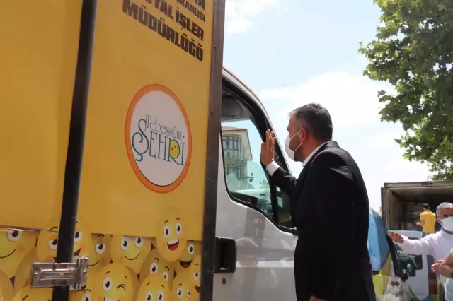 Pursaklar ilçesinden Osmaniye'deki yangından olumsuz etkilenenlere yardım