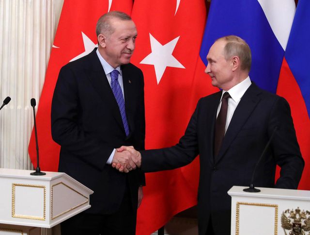 putin ile erdogan turkiye deki yanginlari gor 3 14300202 o