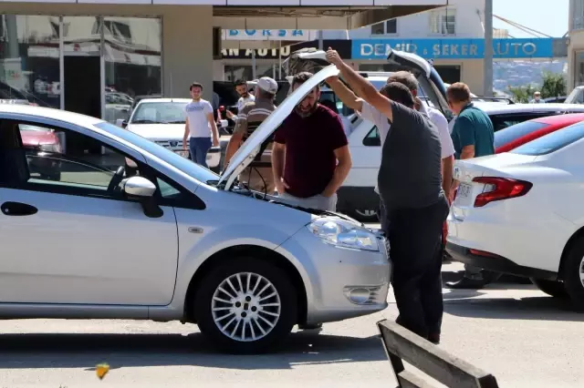Samsun'da ikinci el oto pazarında bayram sonrası hareketliliği
