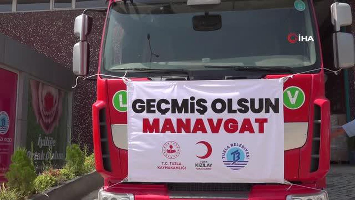 Tuzla'dan Manavgat'a yardım tırları ve su tankerleri yola çıktı