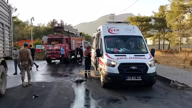 Yangın bölgesinde freni boşalan itfaiye aracı tıra çarptı, iki itfaiye eri yaralandı