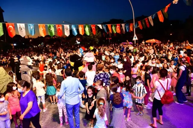 Yeşilyurt çocuk şenliği, renkli anlara sahne oldu