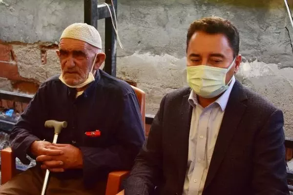 BABACAN, ÖLDÜRÜLEN 7 KİŞİNİN AİLESİNİ ZİYARET ETTİ