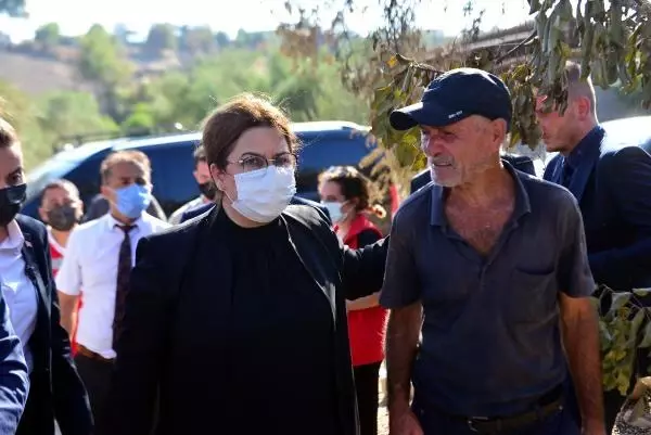 Son Dakika | BAKAN YANIK, ADANA VE OSMANİYE'DEKİ YANGIN BÖLGELERİNDE