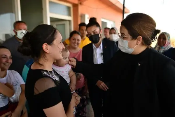 Son Dakika | BAKAN YANIK, ADANA VE OSMANİYE'DEKİ YANGIN BÖLGELERİNDE