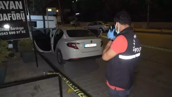 Boşanma aşamasındaki eşini tabancayla vurdu