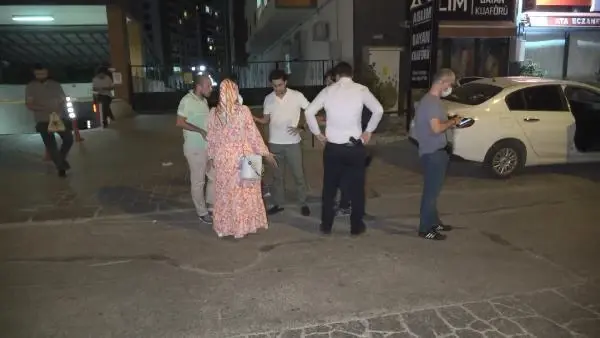 Boşanma aşamasındaki eşini tabancayla vurdu