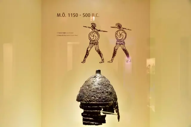 Çorum Boğazkale Müzesi'nin en nadide eseri: 2 bin 800 yıllık demir miğfer