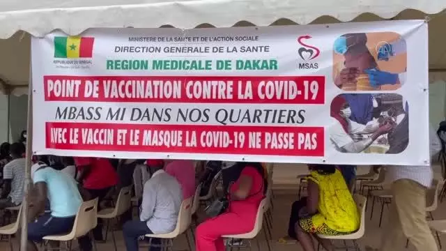 Senegal, Kovid-19 salgınının en zor evresinden aşılamayla kurtulmak istiyor