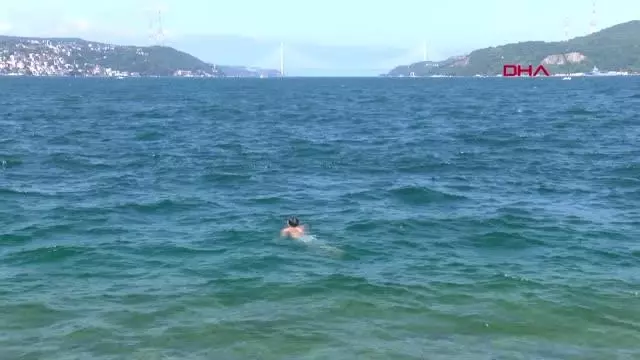 Sıcaktan bunalanlar boğaza akın etti