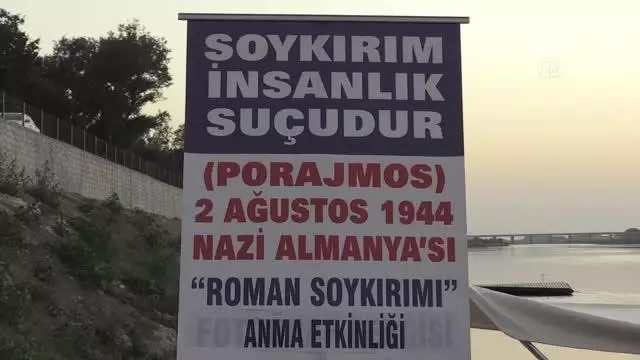 Auschwitz kampında öldürülen Romanlar anıldı