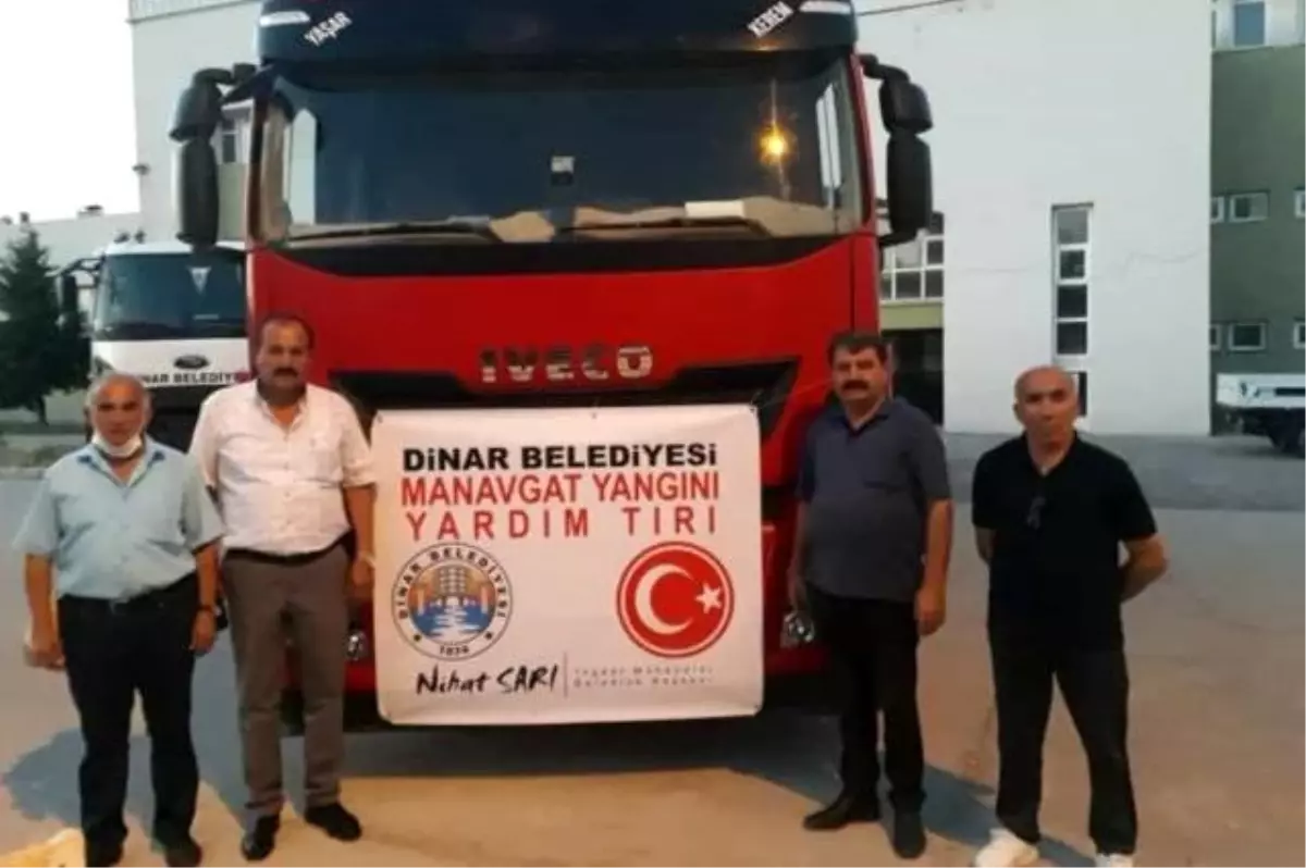 Dinar Belediyesi tarafından Antalya'nın Manavgat ilçesinde yangından zarar görenler için gıda ve ihtiyaç malzemeleri gönderildi