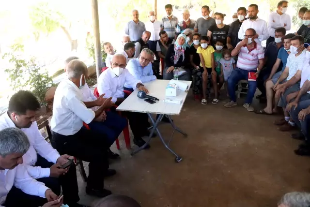 Son dakika haberleri... Hazine ve Maliye Bakanı Elvan, orman yangından etkilenen vatandaşlarla buluştu