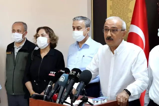 HAZİNE VE MALİYE BAKANI ELVAN, MERSİN'DE