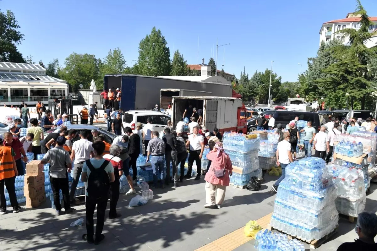 Ispartalılar yangın için seferber oldu