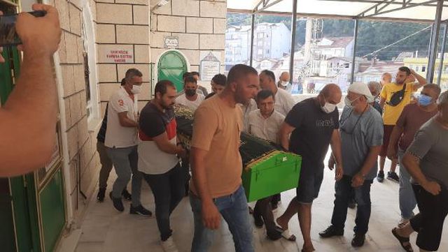 korkulugun kirilmasiyla ikinci kattan dusen s 3 14304620 o