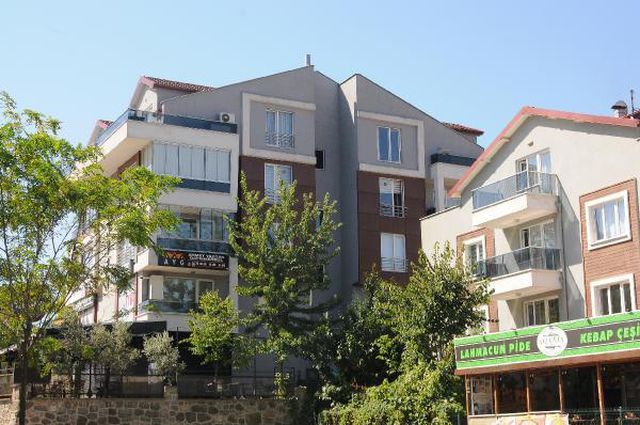 korkulugun kirilmasiyla ikinci kattan dusen s 6 14304620 o