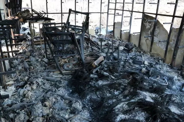 Manavgat yangınında safari tesisi küle döndü, işletme sahibi canını zor kurtardı