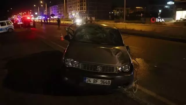 Önce çarptı sonra takla attı: 1'i ağır 2 yaralı