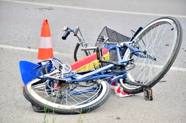 Samsun'da otomobil bisiklete çarptı: 1 ölü