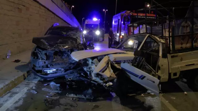 Soğanlık'ta sıkışmalı trafik kazası: 2 yaralı
