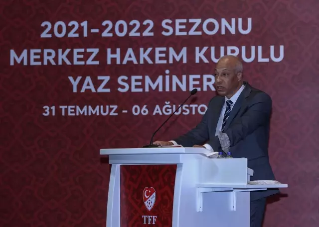 Şenol Güneş: VAR'a güvenerek değil, kendinize güvenerek hareket edin