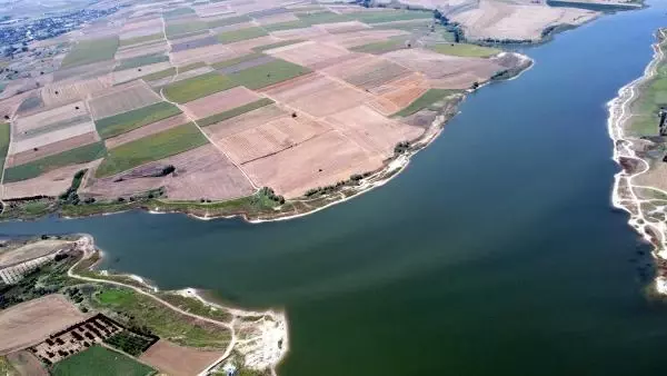 TRAKYA'DA YER ALTI SUYUNUN YÜZDE 85'İ TÜKENDİ