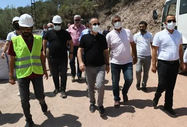 ÇANAKKALE - AK Parti'li Bülent Turan Assos'ta devam eden kaya ıslahı çalışmalarını inceledi