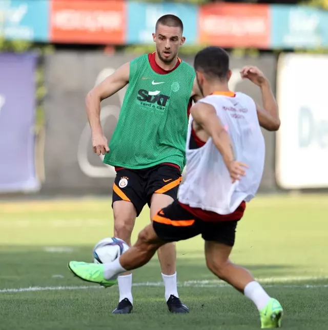 Galatasaray, St. Johnstone maçının taktiğini çalıştı