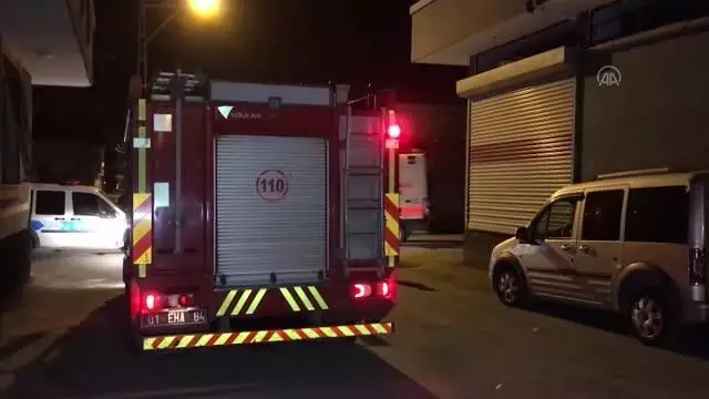 Karısını ve çocuklarını darp eden şüpheli, kapısı kırılarak girilen evde yakalandı