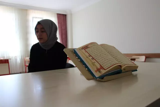 15 yaşındaki İrem 3 ayda hafız oldu (2)