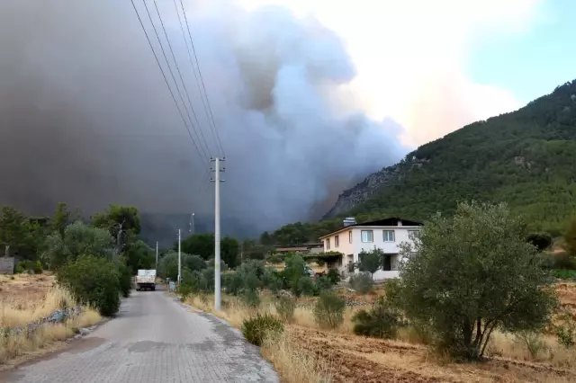 Köyceğiz'de 5 mahalle tahliye edildi
