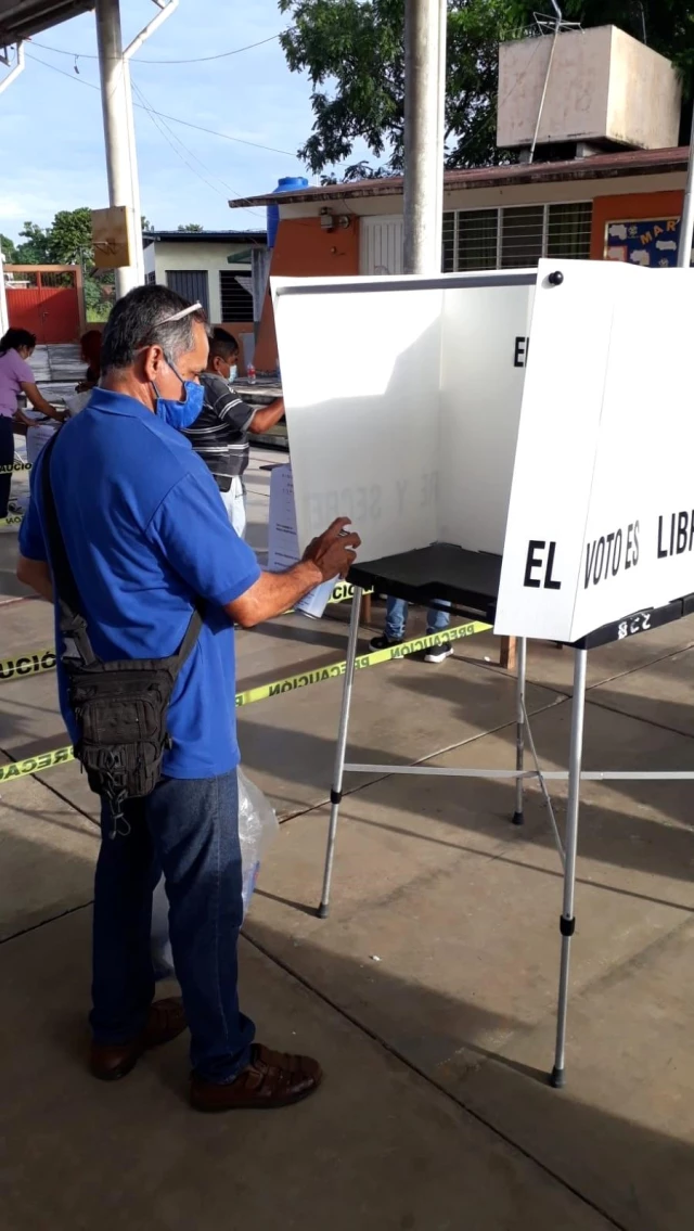 Meksika'da halk 5 eski devlet liderinin yargılanmasına "evet" dedi