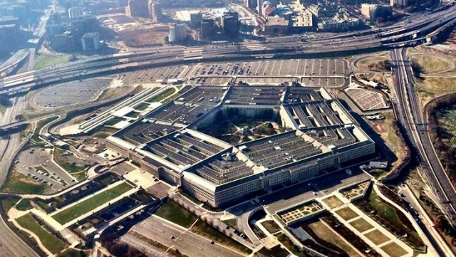 Silah sesleri nedeniyle Pentagon'a giriş ve çıkışlar kapatıldı: Bölgeden uzak durun
