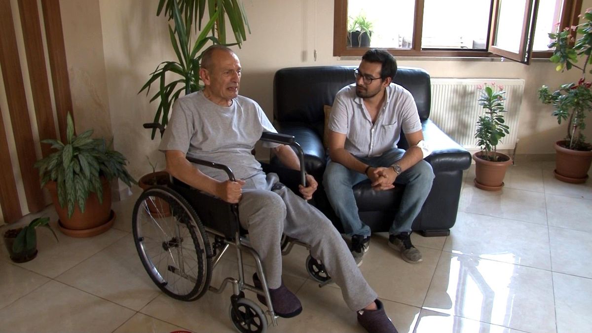 Yeşilçam'ın ünlü yönetmeni Kunt Tulgar'dan, Cüneyt Arkın için gözyaşları