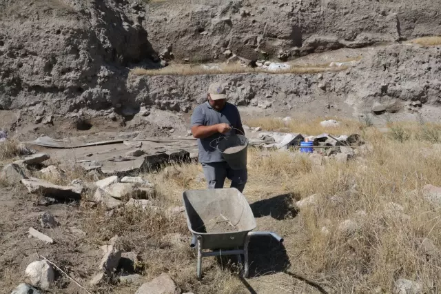 5 bin 500 yıllık Çadır Höyük'te kazı çalışmaları başladı