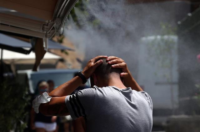 Yunanistan'da termometreler 55 dereceyi gösterdi! Yetkililerden halka ihtar üstüne ihtar geldi