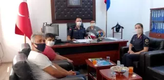 Hasandede: Babasının yanına tarlaya giderken kaybolan 7 yaşındaki Rüzgar'ı jandarma buldu Hasandede: Babasının yanına tarlaya giderken kaybolan 7 yaşındaki Rüzgar'ı jandarma buldu