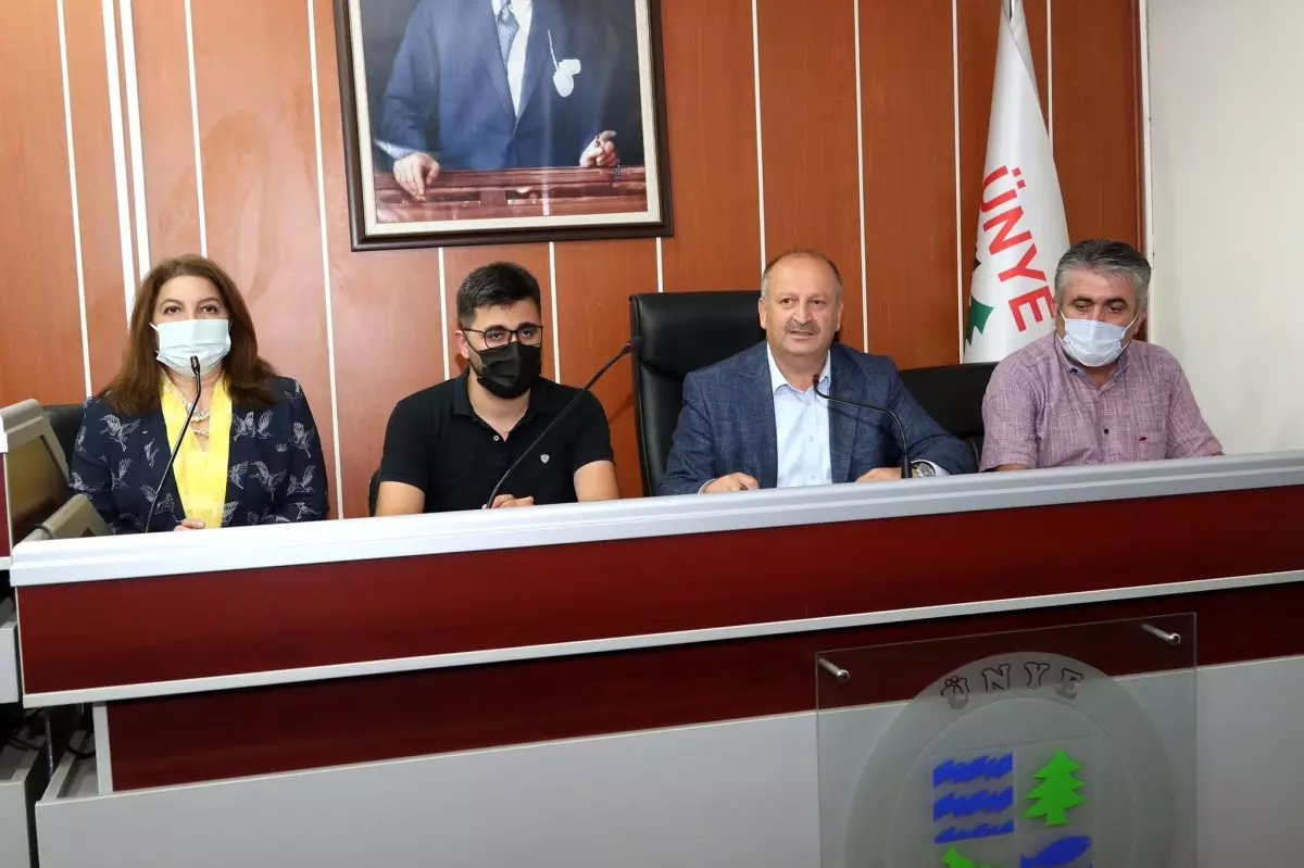 'BİRLİK İÇERİSİNDE OLMAK ÇOK MU ZOR?'