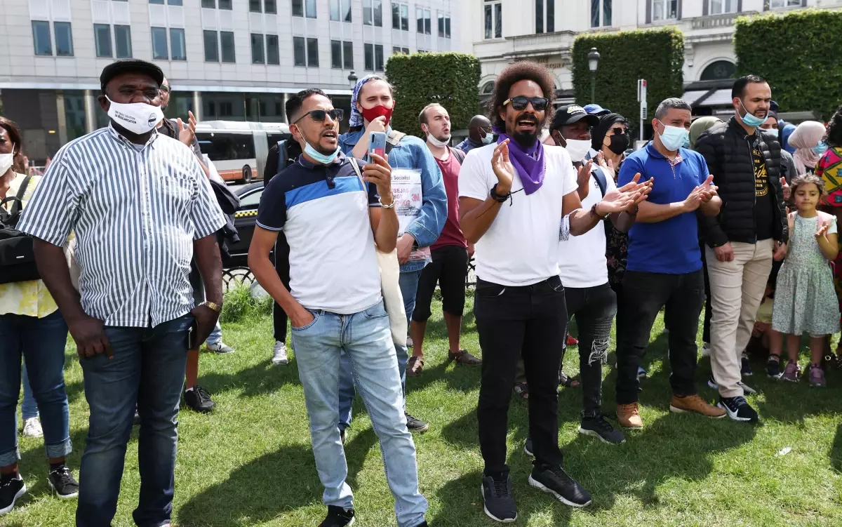 Son dakika haber | Brüksel'de 'kağıtsızlardan' oturum izni protestosu