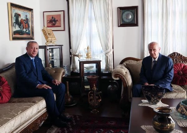 Son dakika haberleri... Cumhurbaşkanı Erdoğan, Bahçeli'yi konutunda ziyaret etti