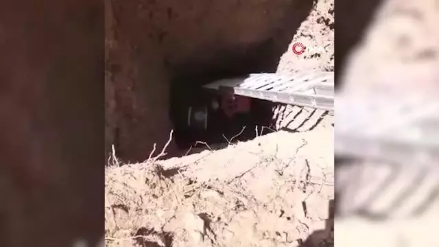 Son dakika haber! Definecilerin açtığı 14 metrelik çukura düşen tavşanı itfaiye kurtardı