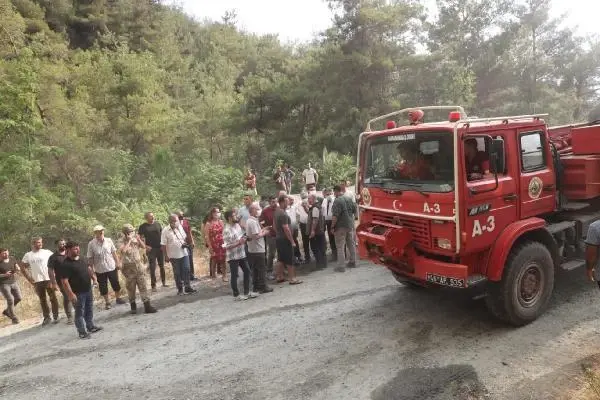 Dörtyol'da orman yangını (4)