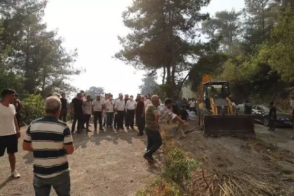 Dörtyol'da orman yangını (4)