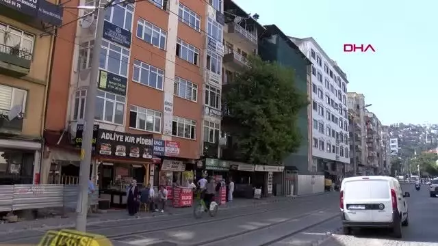 İzmit'te 22 yıldır korku yaratan binanın yıkımına başlandı