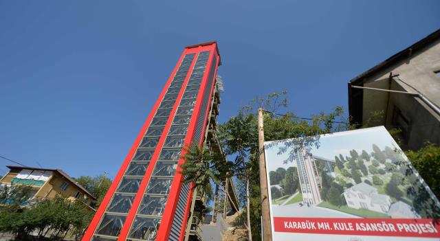 Karabük'te, yüksek kesimlerde yer alan mahallelere ulaşım asansörlerle sağlanıyor