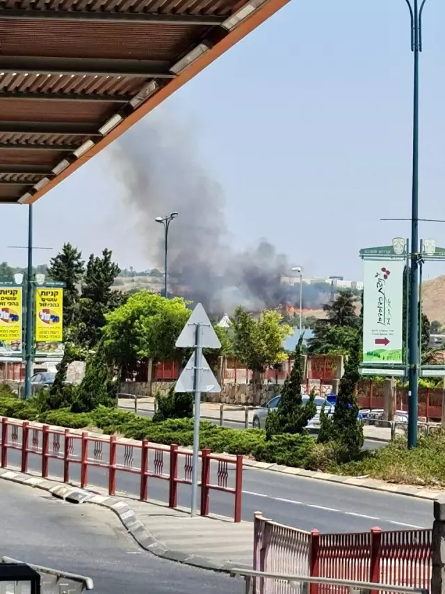 Lübnan'dan İsrail'e füze saldırısıİsrail'de siren sesleri duyuldu