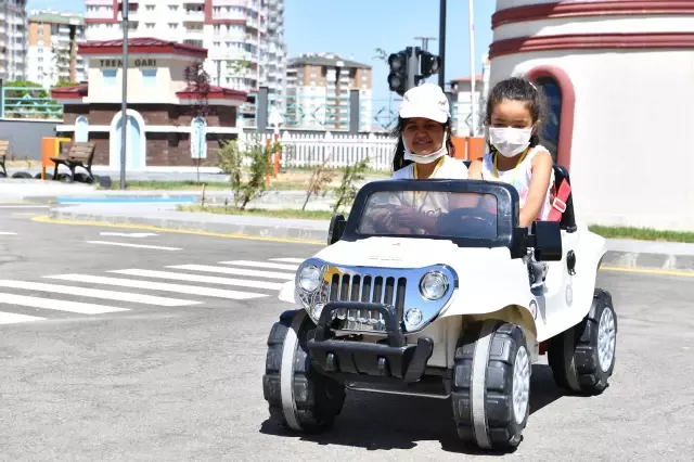 Son dakika haberi | Mamaklı çocuklar hizmete başlayan Trafik Eğitim Park'ında trafik bilinci kazanıyor